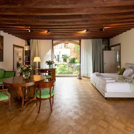 Mocenigo Grand Canal Luxury Suites Venezia Esterno foto