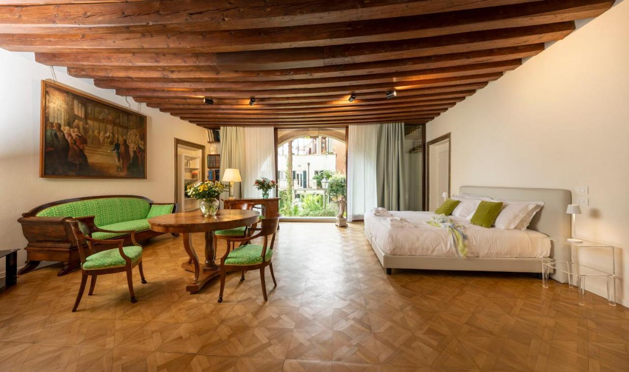 Mocenigo Grand Canal Luxury Suites Venezia Esterno foto